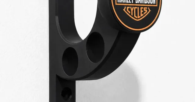 Suporte de parede para capacete impresso em 3D pela Printatu